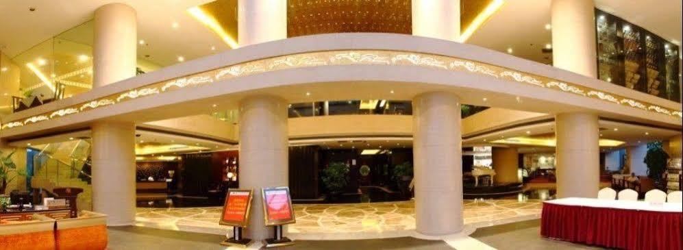 Rong Impression International Hotel Chengdu Exterior photo